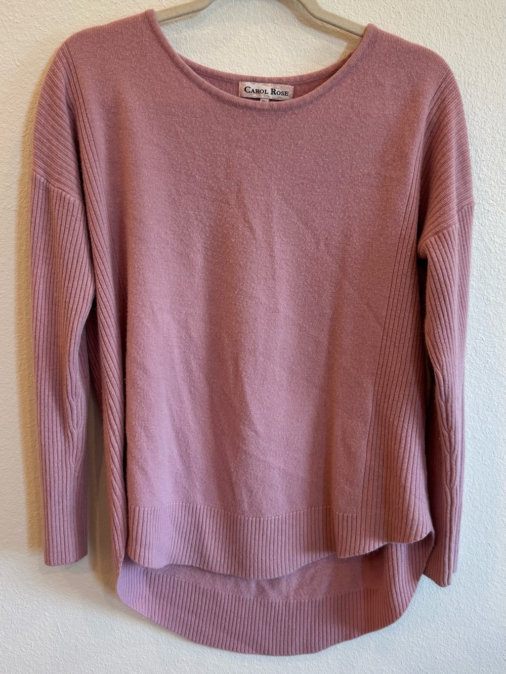 Carol Rose Mauve Scoop Neck Ribbed Sleeve Sweater